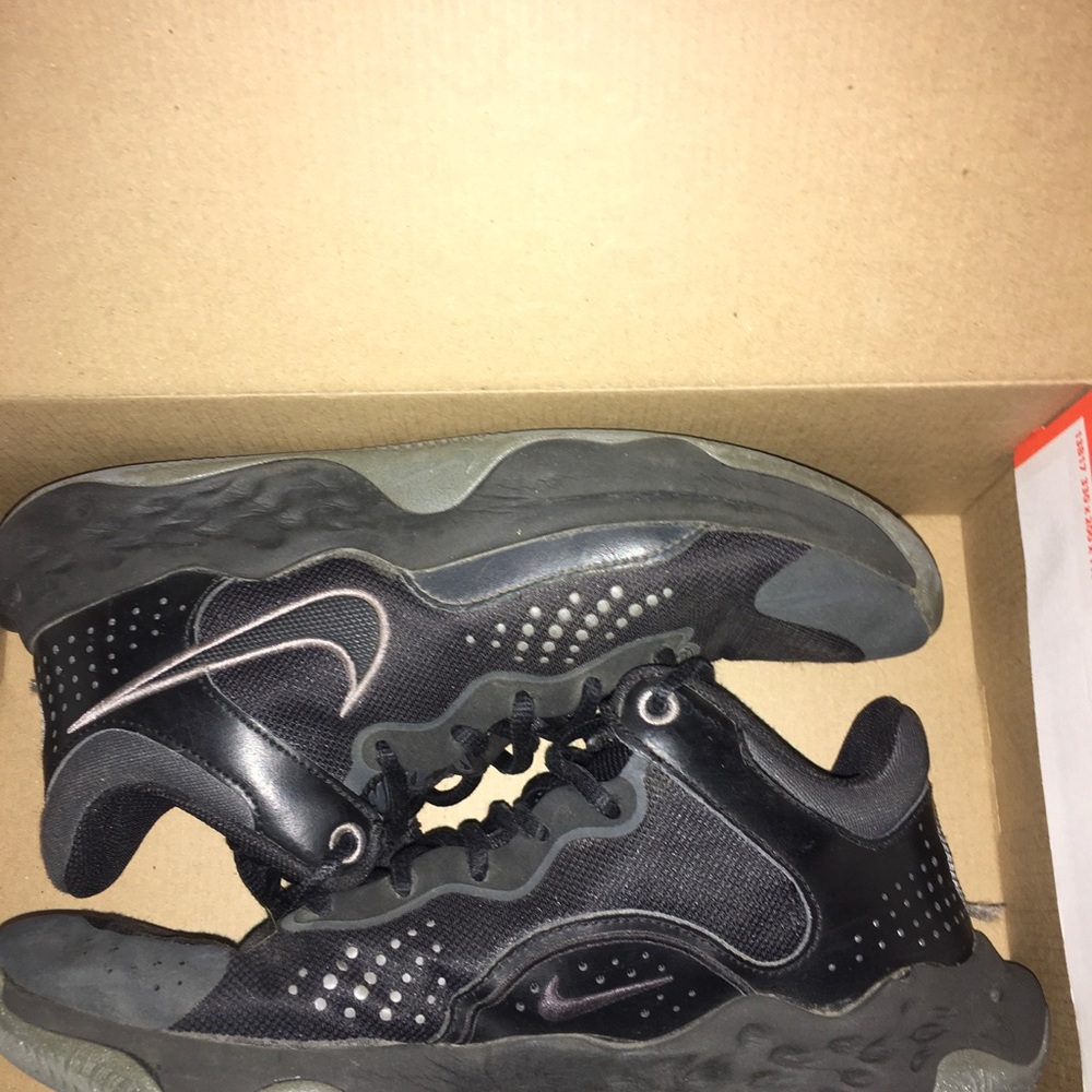 Nike Flyby Mid 3